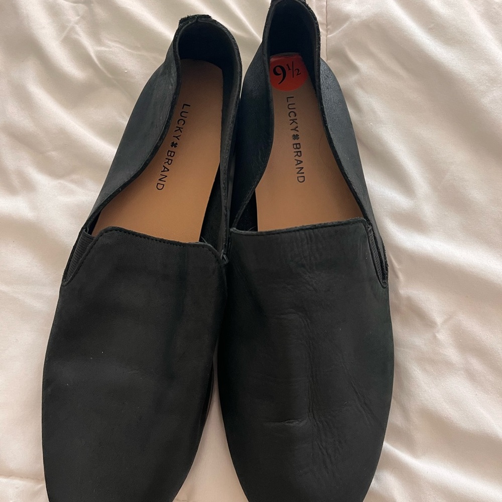 Lucky Brand Charsa Black Flats 9.5 Soft Supple Leather Minimalist Preppy